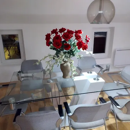 Sommerberg Apartment *